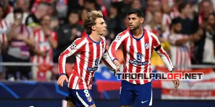 Seria victoria del Atlético de Madrid, en la visita del United (2-0)